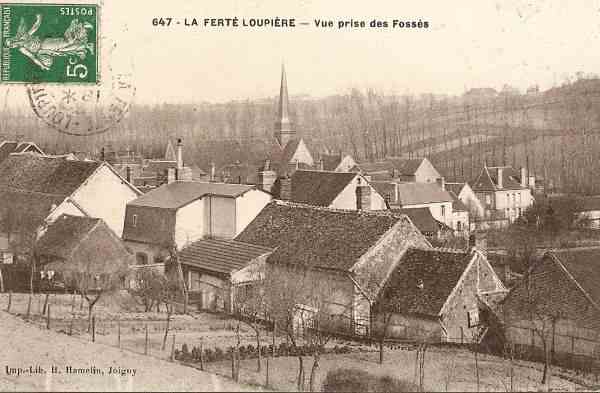 La Fert-Loupire - Vue prise des Fosss