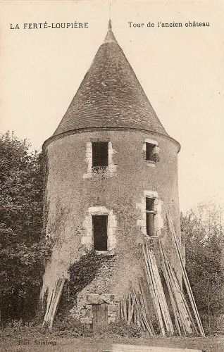 La Fert-Loupire - Tour de l'ancien Chteau