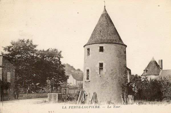 La Fert-Loupire - La Tour