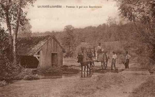 La Fert-Loupire - Passage  gu aux Bourderons