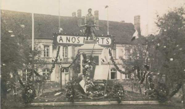 La Fert-Loupire - Inauguration du Monument