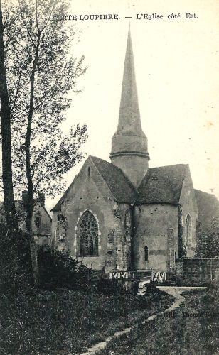 La Fert-Loupire - L'Eglise ct Est