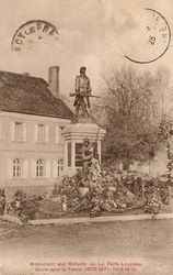 Monument aux Enfants de la Fert-Loupire morts pour la France
(1870-1871 1914-1918)