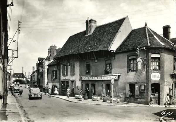 La Fert-Loupire - Htel de l'Etoile